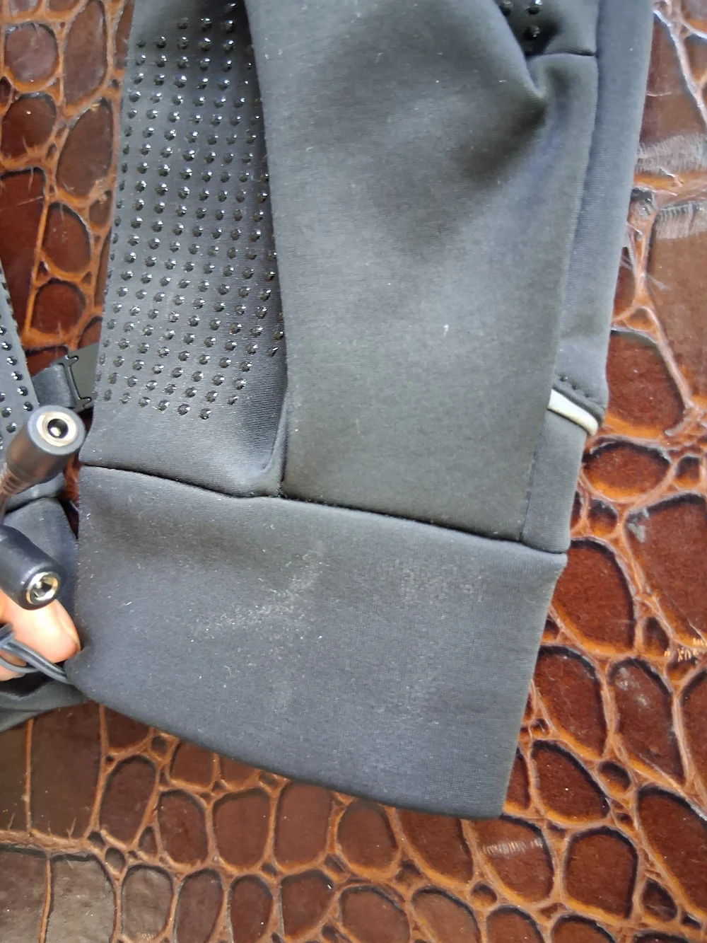 Touchscreen-Compatible Heated Winter Gloves - Black
